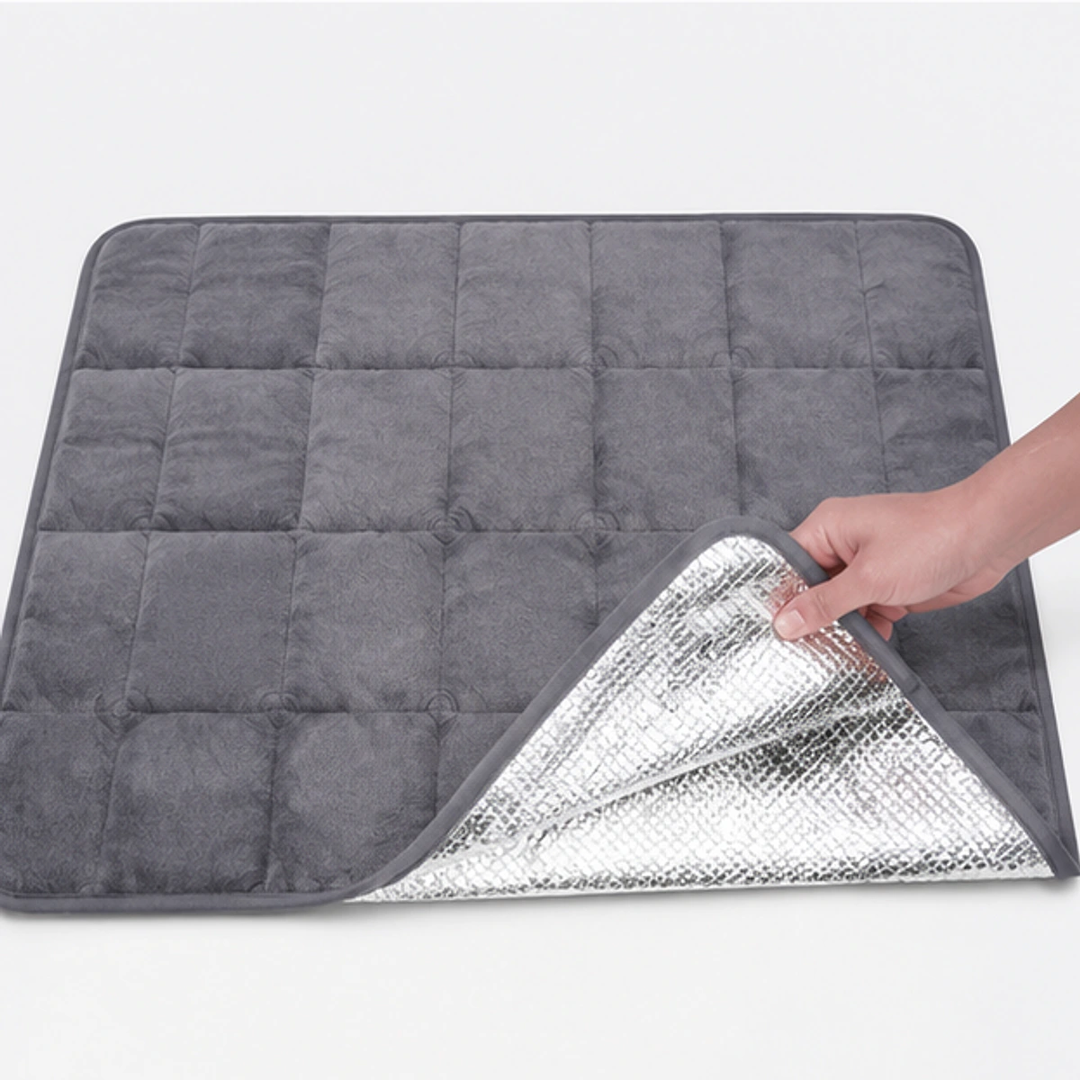 Reflective Self-Warming Crate Mat care