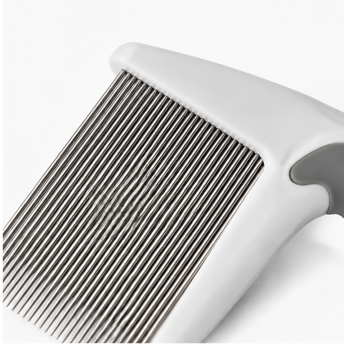 Fine-Tooth Flea Comb Set detail